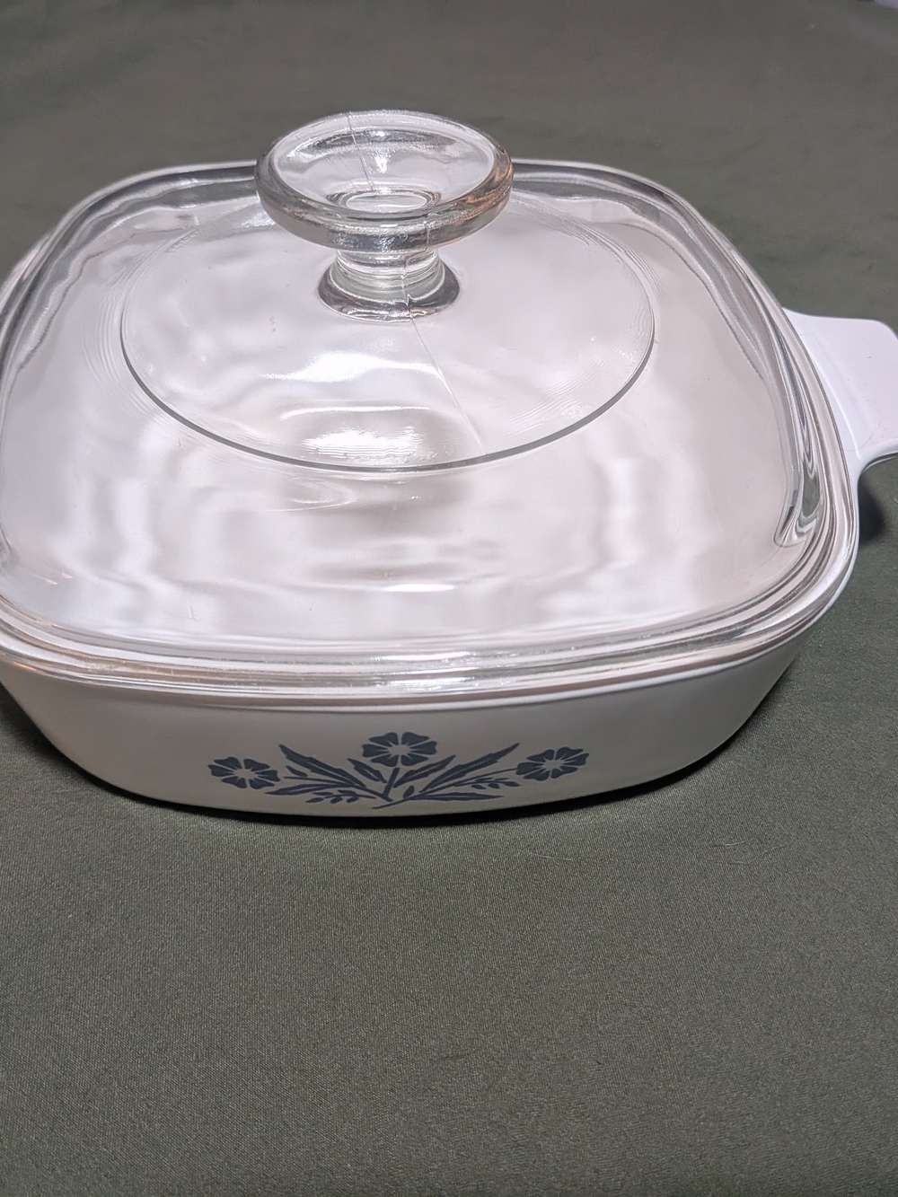 Vintage Corning Ware Casserole Baking Dish Glass Lid Blue Cornflower 1 Qt P-1-B